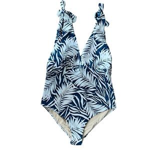 Kim Gravel Swimsuits for All Size 18 One piece Floral Blue White